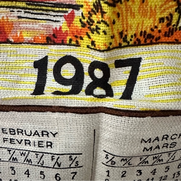 Vintage 1987 cloth wall calendar - Picture 2 of 5